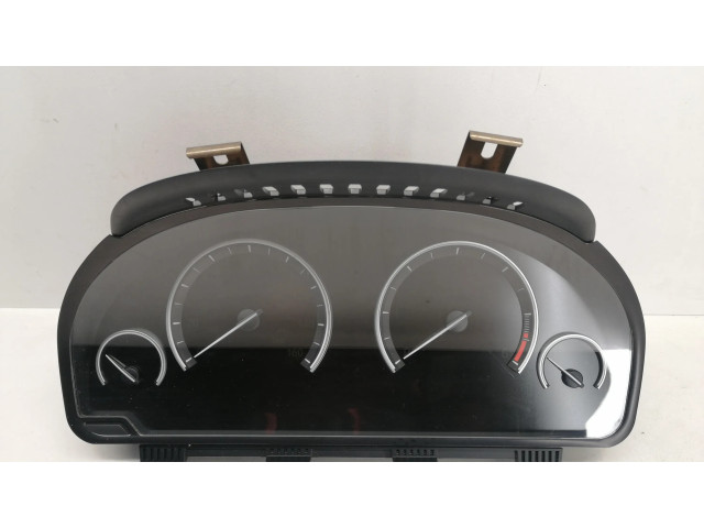 Přístrojová deska  BMW 7 F01 F02 F03 F04 2013 9291399  