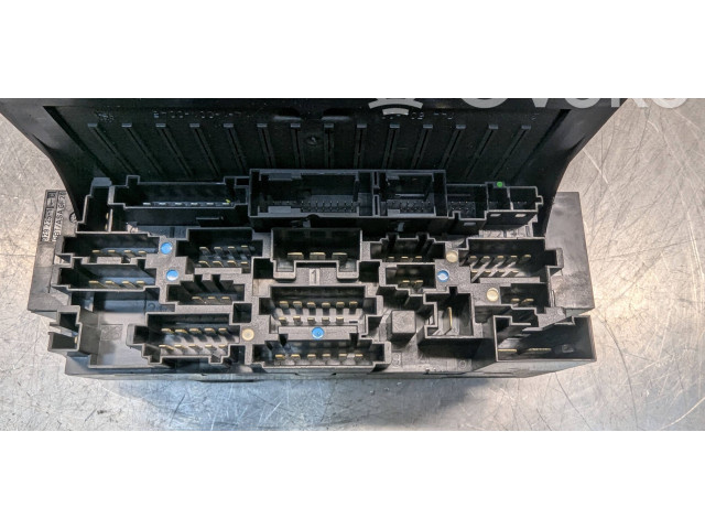 Блок предохранителей 2095451001, 5DK00848501   Mercedes-Benz CLK A209 C209