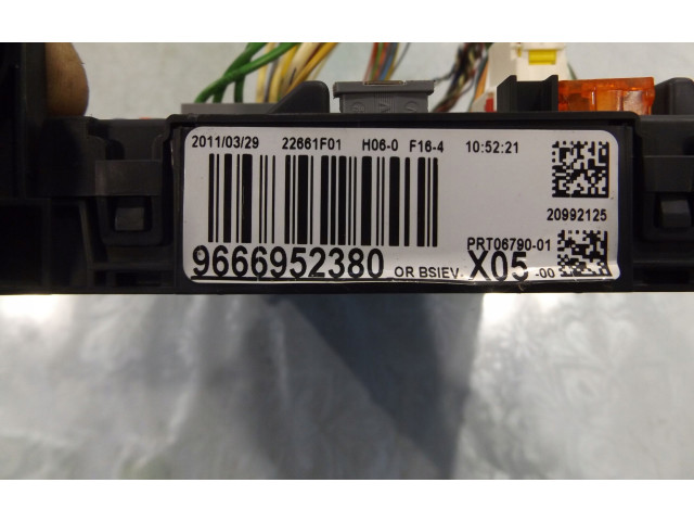 Pojistková skříňka Řídící jednotka BSM 9666952380   Citroen C3 Picasso 2011