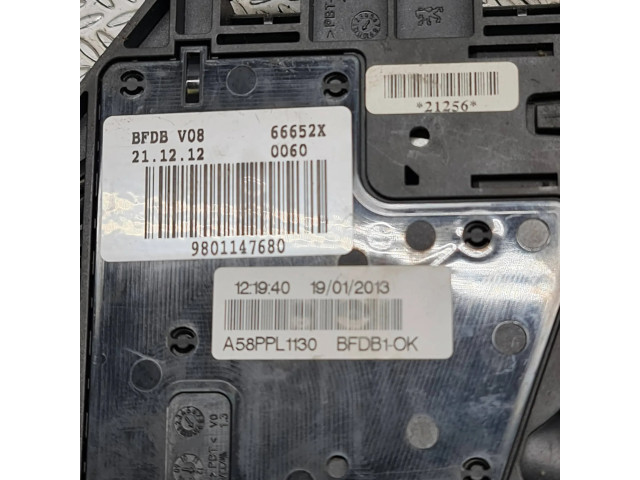 Блок предохранителей 9801147680, 66652X   Citroen C3    