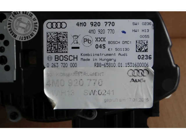 Přístrojová deska  Audi Q7 4M 2015 4M0920770  