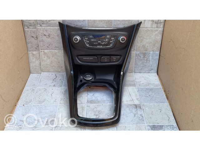 Блок управления климат-контролем AV1T18C612, 12050038   Ford B-MAX