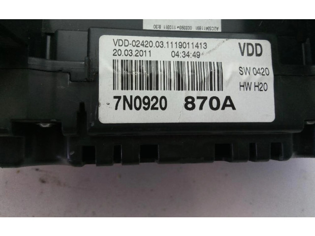 Přístrojová deska  Volkswagen Sharan 2010 7N0920870A  