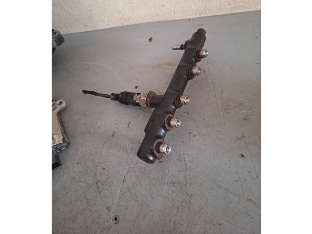 Vstřikovací lišta 967430008005   Toyota Proace     