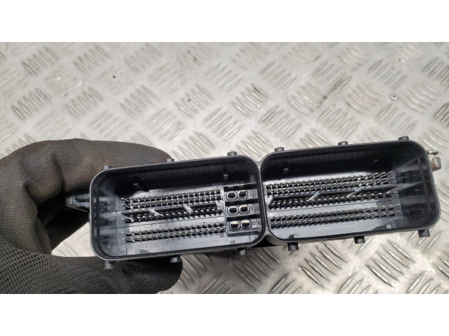 Блок управления двигателя 4M0907551A, 06E907425   Audi Q7 4M