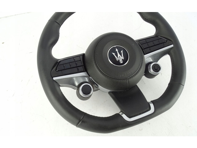 Volant Maserati Grecale 2022   
