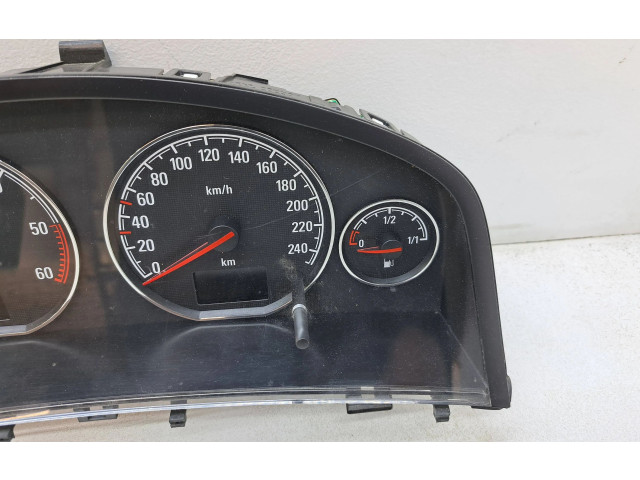 Панель приборов 13186684, 13186684DT   Opel Signum       