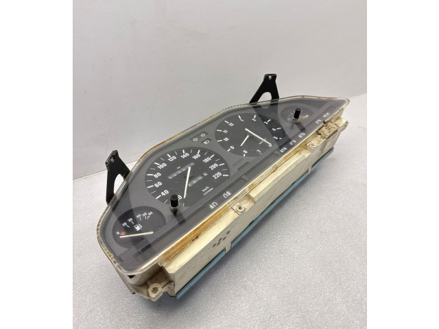 Přístrojová deska  BMW 3 E30 1991 1385364  
