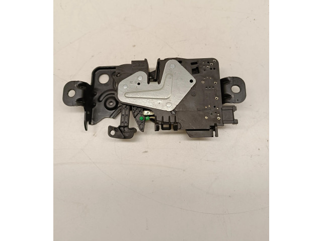 Zámek zadních dveří 16367210   BMW 1 F40 2024