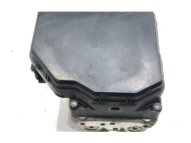 Jednotka ABS 133800-3180   Infiniti Q70 Y51 2014