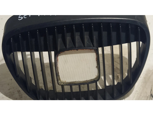 Přední maska  Seat Ibiza II (6k) 2003 6L0853651  