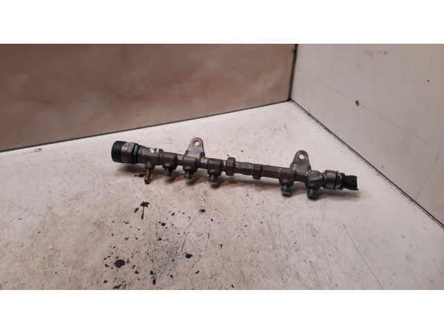 Vstřikovací lišta 55215210, 204763   Opel Corsa D  pro naftový motor 1.3  