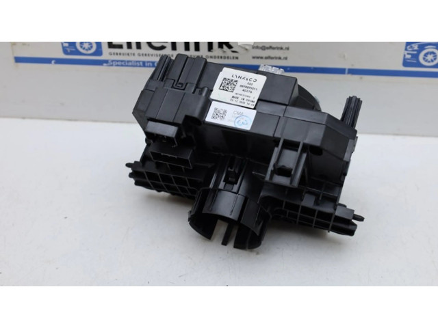 Подрулевой шлейф SRS 8890895011, 8890895011   Lynk & co 01