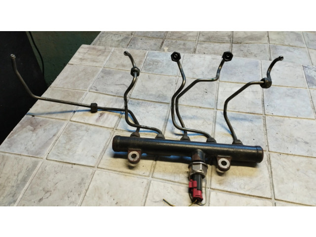 Vstřikovací lišta 9654726280   Ford Focus  pro naftový motor 2.0  