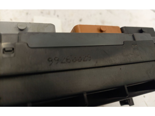 Pojistková skříňka Řídící jednotka BSM 9807028780   Peugeot 308 2011