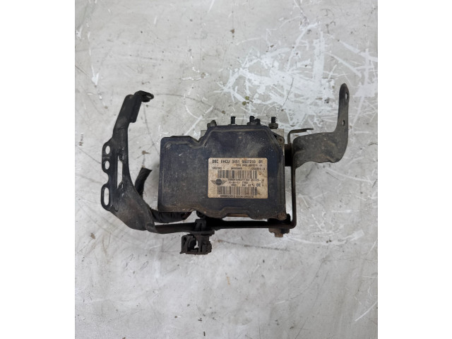 Блок АБС 9807210, 17637002   Mini  Cooper Countryman R60  2011 - 2016 года