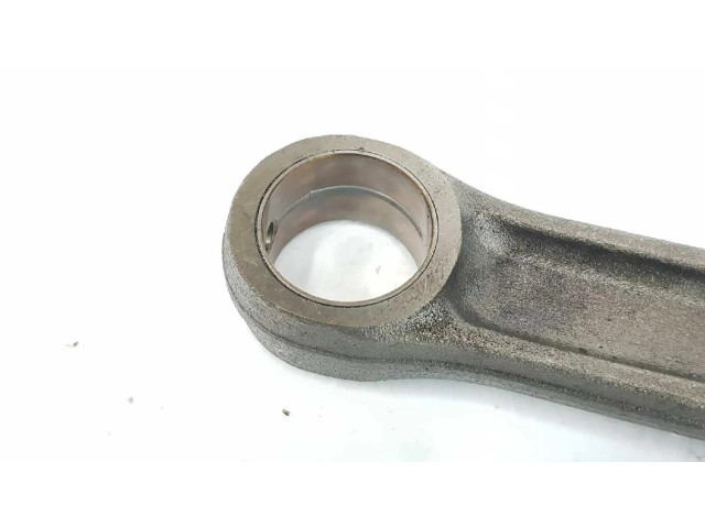 Ojnice  11242243157    BMW 5 E39  2.5