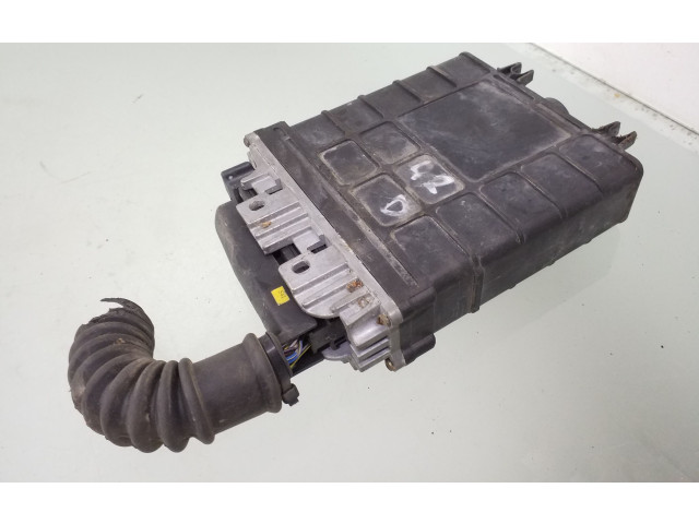 Блок управления двигателя 028906021C, 0281001170   Volkswagen Golf III