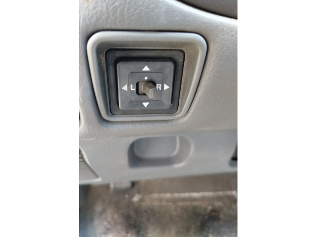 Зеркало электрическое        Mitsubishi Colt  1992 - 1996 года   