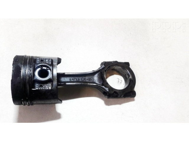Píst 12157j1   Nissan Almera  pro naftový motor 2.0  
