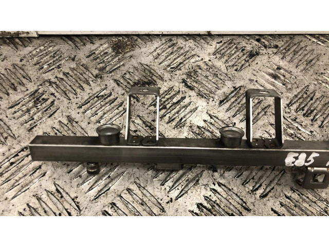 Vstřikovací lišta 1438949   BMW Z4 E85 E86  pro benzínový motor 2.5 M54 B25 (256S5) 