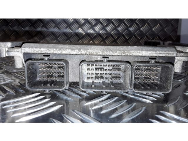 Řídící jednotka 0281010876, 9644200280   Peugeot 406 2002