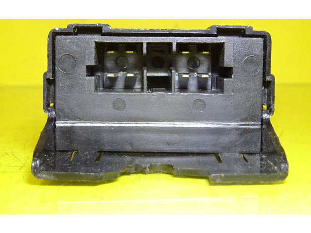 Блок управления 7700411324   Renault Safrane