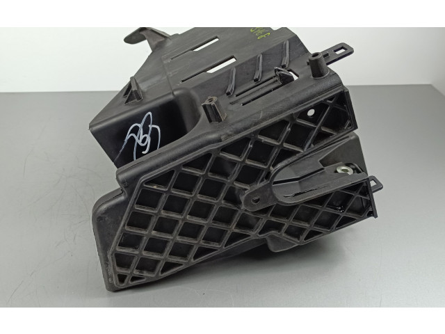 Блок предохранителей  68251775AA   Jeep Grand Cherokee    