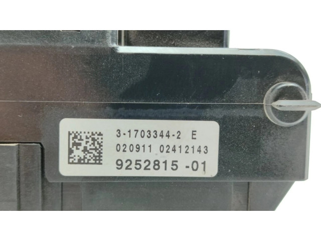 Блок предохранителей 925281501   BMW 5 GT F07    