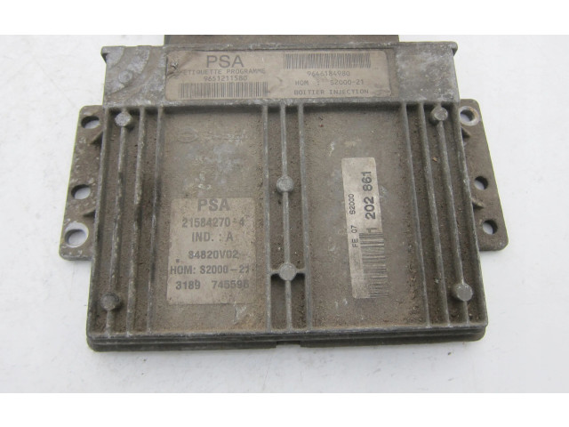 Řídící jednotka 9651211580, 9646184980   Peugeot 106 2001