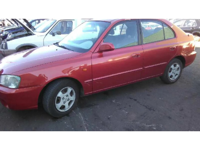 Моторчик заднего дворника 9870025000    Hyundai Accent