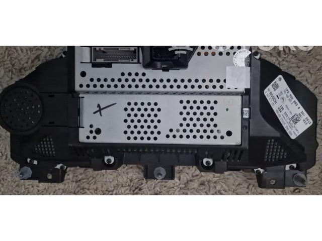 Панель приборов 7P6920883B   Volkswagen Touareg II       