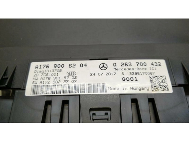 Přístrojová deska  Mercedes-Benz A W176 2014 A1769006204  