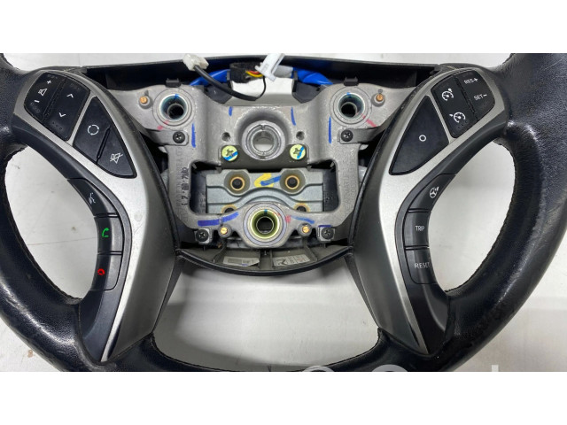 Volant Hyundai i30 2014   