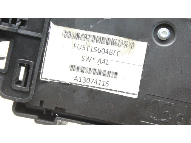   Pojistková skříňka FU5T15604BAL   Ford Mondeo MK  2016