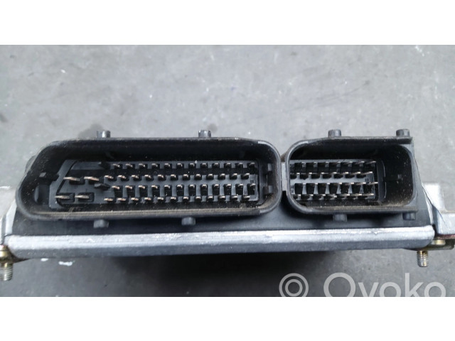 Řídící jednotka 0281010140, P56044590AA   Chrysler Voyager 2002