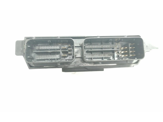 Pojistková skříňka Блок управления двигателем ECU 55588354   Opel Astra J 2013