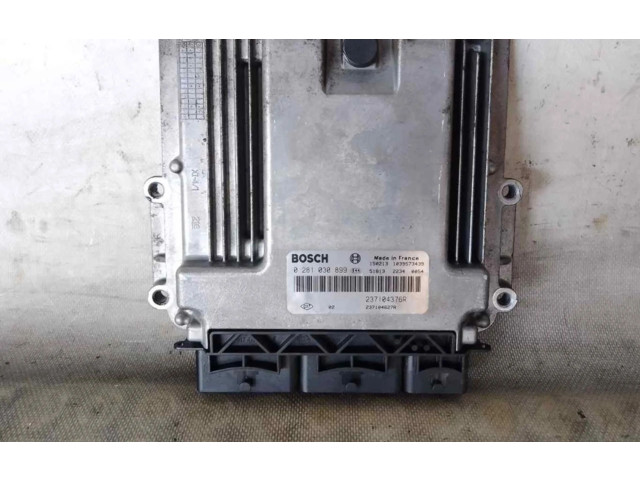 Řídící jednotka 237104376R   Renault Captur 