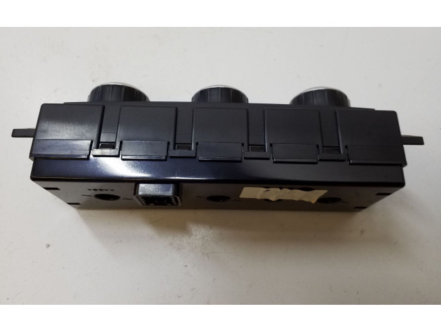 Блок управления климат-контролем 55111313AC   Chrysler Town & Country V
