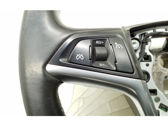 Vstřikovací lišta 13316547   Opel Insignia A     