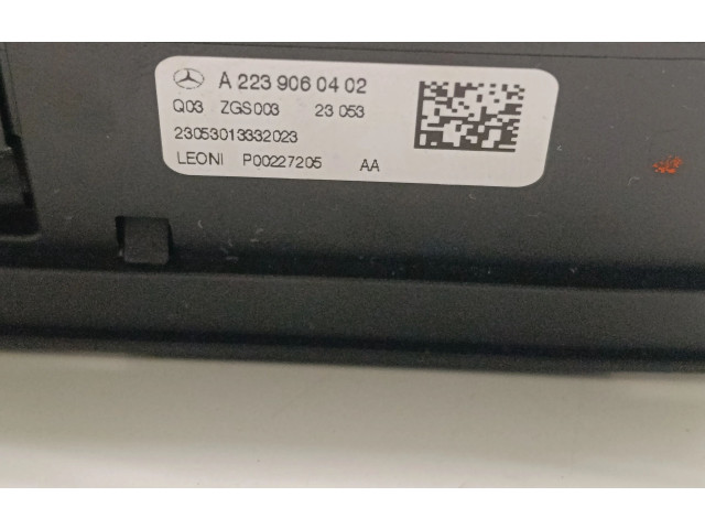   Pojistková skříňka A2239060402   Mercedes-Benz C W206 2023