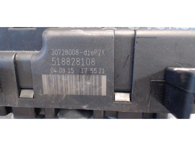   Pojistková skříňka 30728008, 518828108   Volvo V70 2004