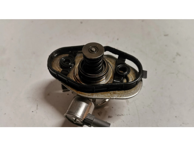 Vstřikovací čerpadlo 7636881   BMW X1 F48 F49  pro benzínový motor 2.8  