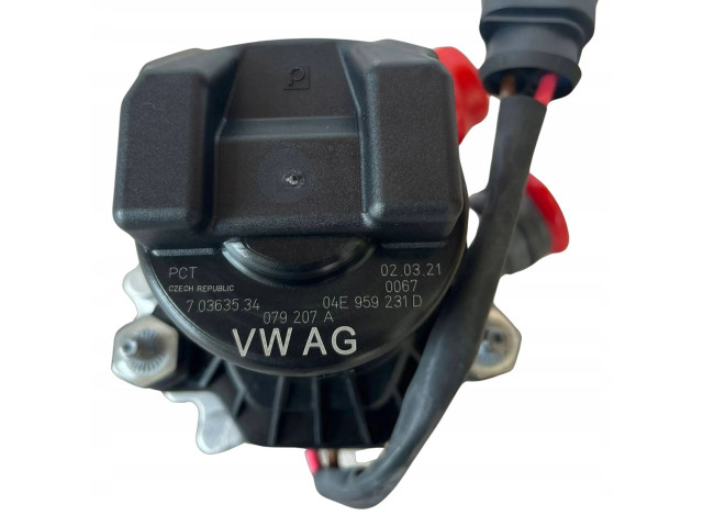 Вторичный воздушный насос 04E959231D   Volkswagen PASSAT B8