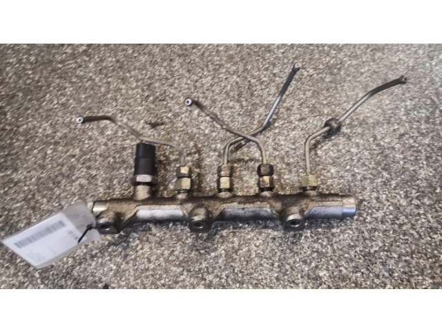 Vstřikovací lišta 8200010077   Renault Espace III  pro naftový motor 2.2  