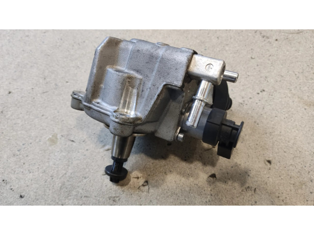 Vstřikovač 8514154, 8511626   BMW 4 F36 Gran coupe  pro naftový motor 2.0  
