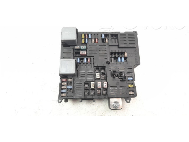 Pojistková skříňka Řídící jednotka BSM 32268453   Volvo XC60 2020