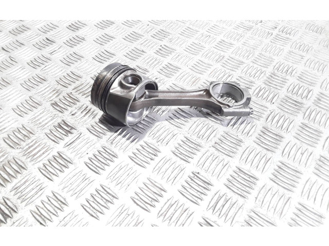Píst 034140910, 065945   Skoda Roomster (5J)     