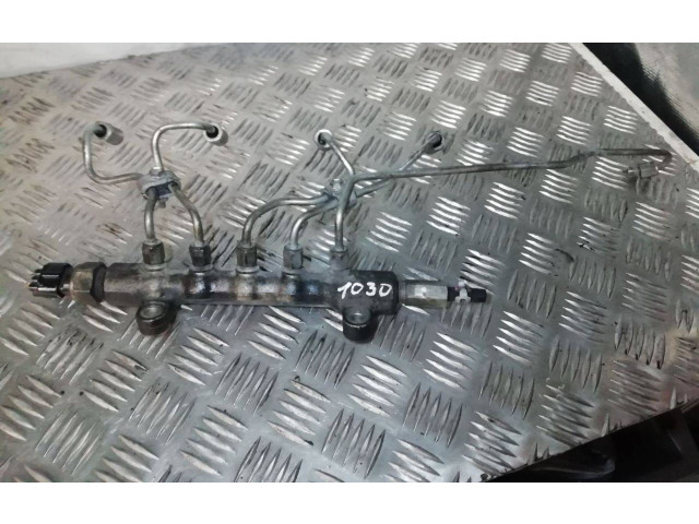 Vstřikovací lišta 6121   Toyota Corolla Verso AR10     