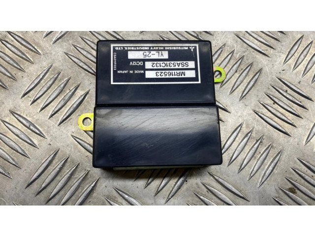 Блок управления MR116523, YL25   Mitsubishi Carisma